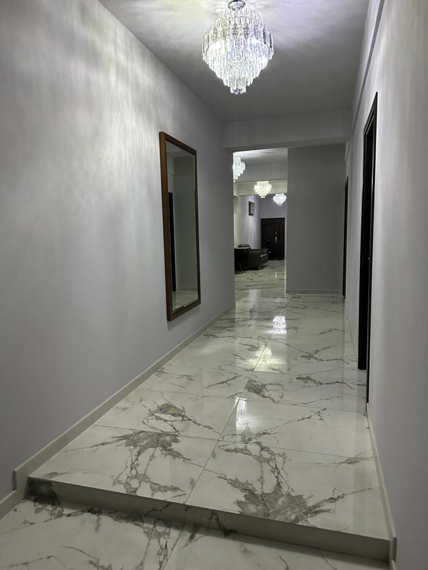 Modern House Hotel Sighetu Marmaţiei Buitenkant foto